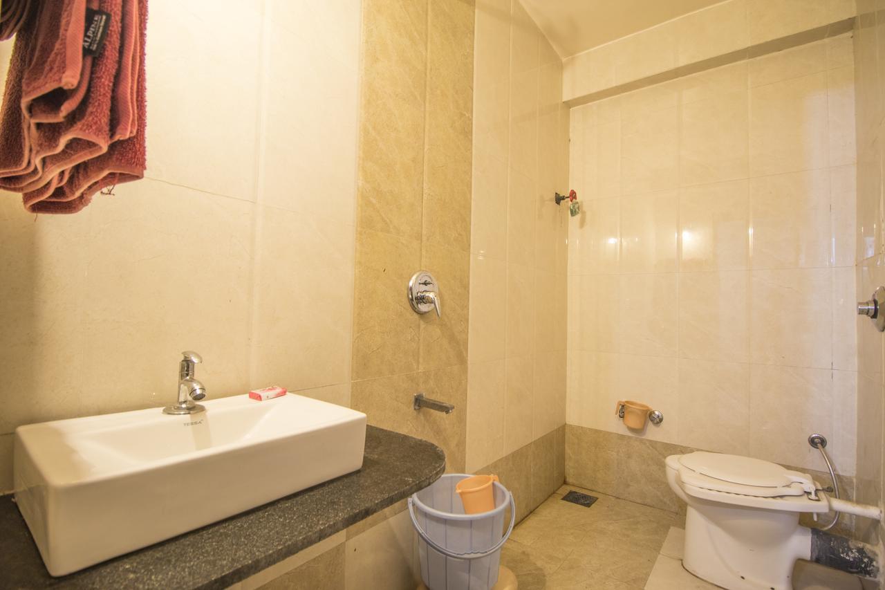 Hotel Yogiraj Palace Shegaon Luaran gambar